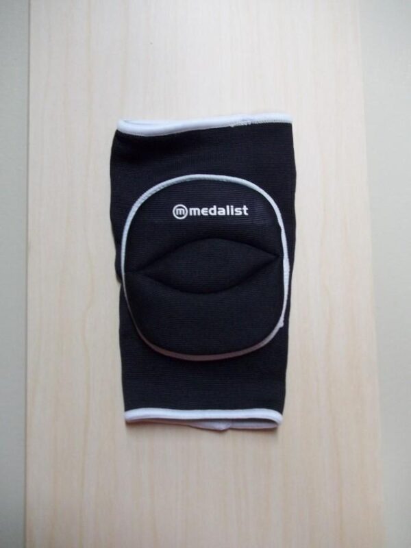 Medalist Knee Guard
